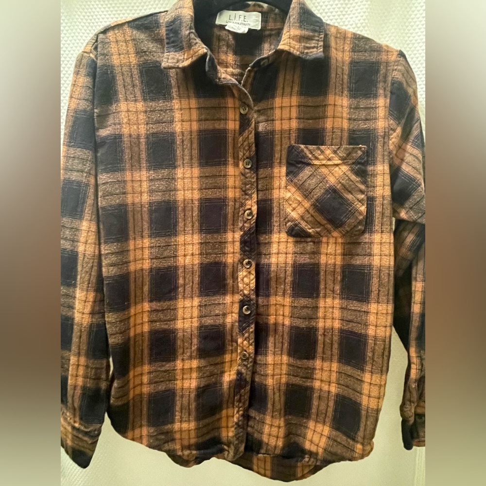 Oversized flannel black and tan- S